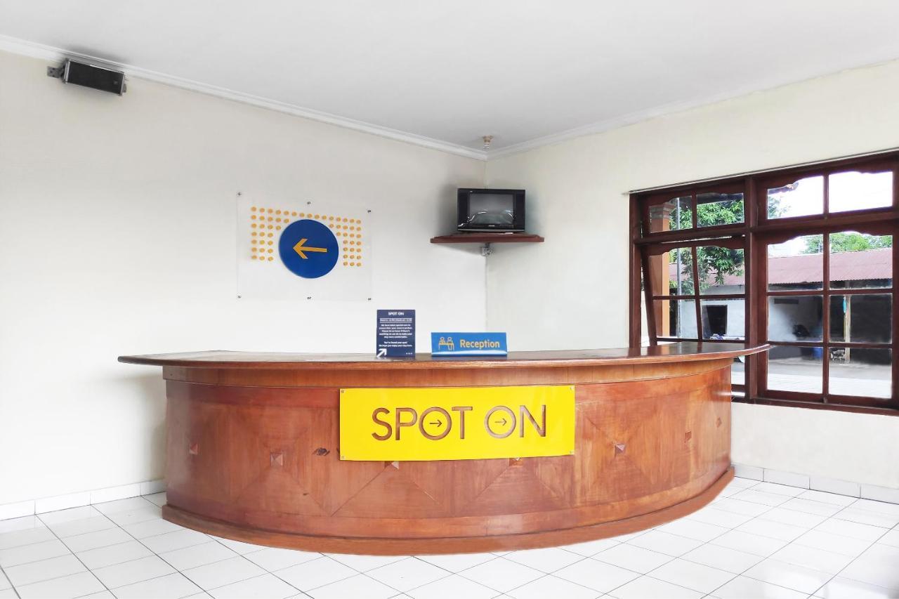 Spot On 2426 Hotel Aget Jaya II Denpasar Exterior foto