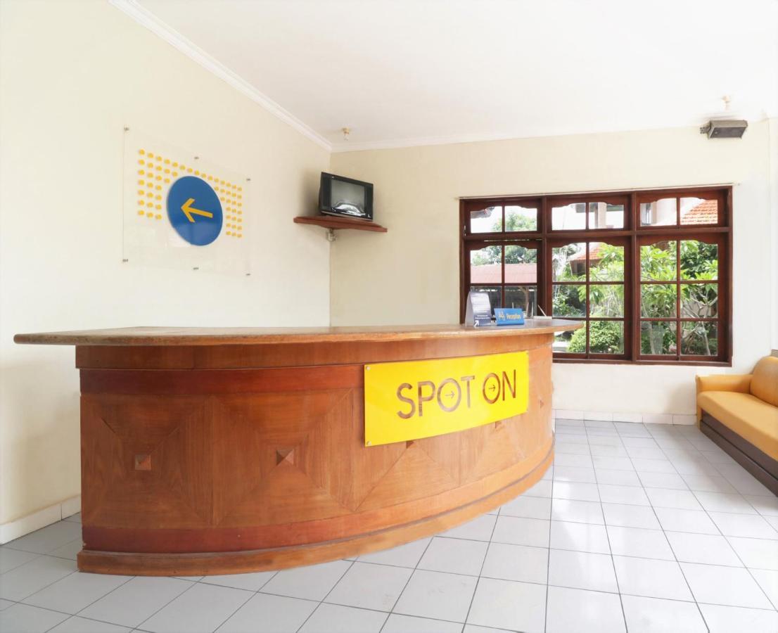 Spot On 2426 Hotel Aget Jaya II Denpasar Exterior foto