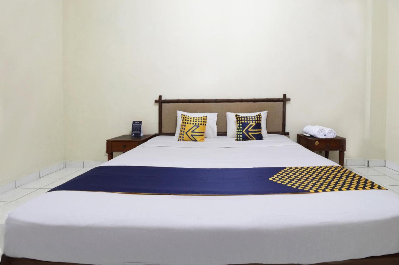 Spot On 2426 Hotel Aget Jaya II Denpasar Exterior foto