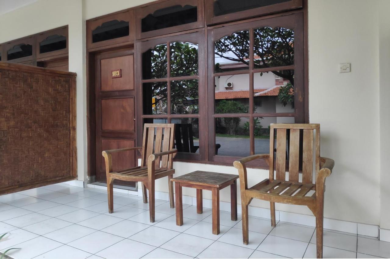 Spot On 2426 Hotel Aget Jaya II Denpasar Exterior foto