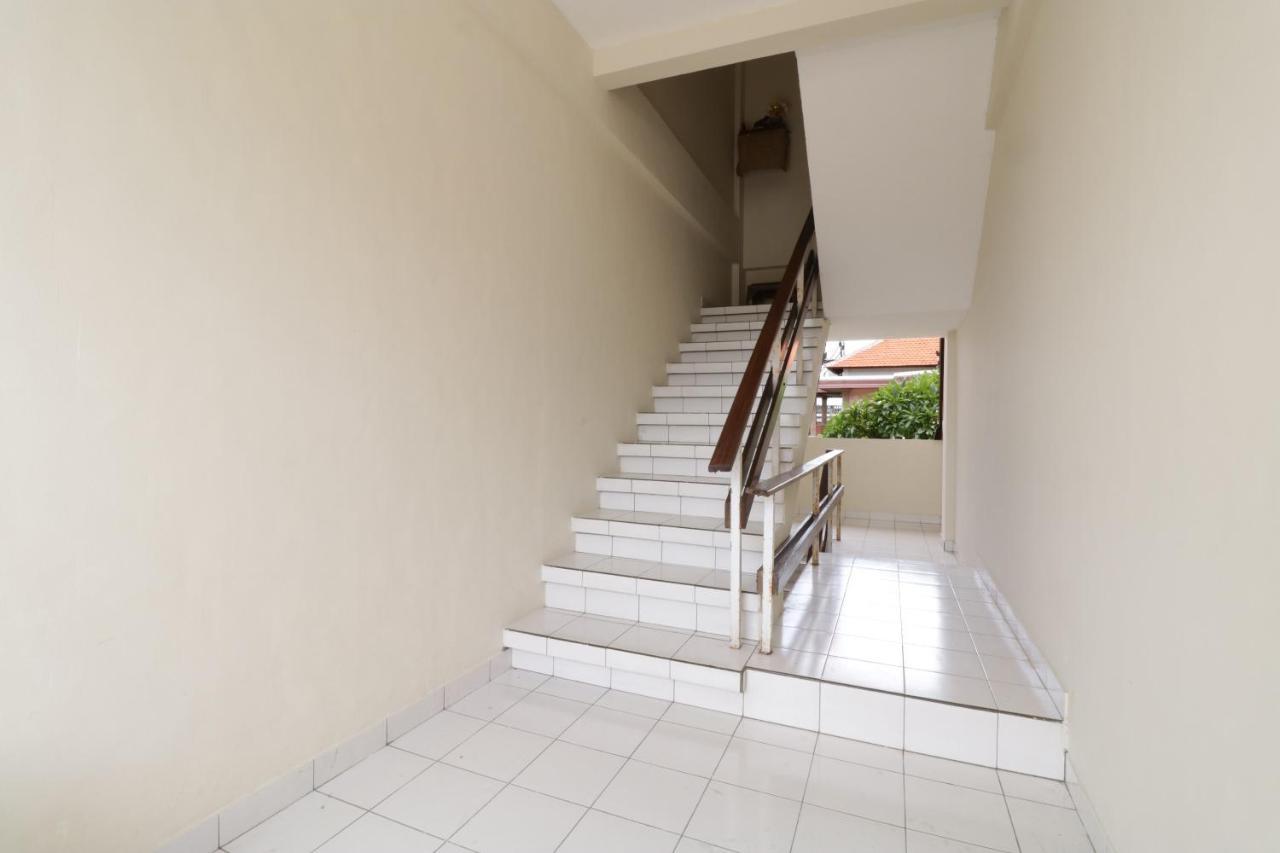 Spot On 2426 Hotel Aget Jaya II Denpasar Exterior foto