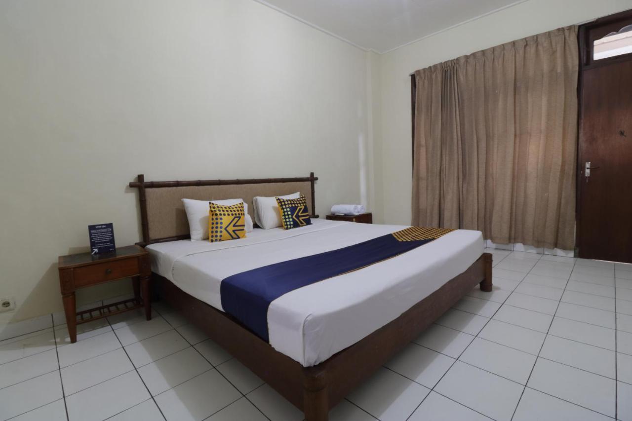 Spot On 2426 Hotel Aget Jaya II Denpasar Exterior foto